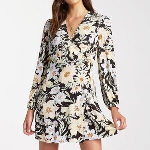 Billabong Lotta Love Floral Print Wrap Long Sleeve Mini Dress Sz M